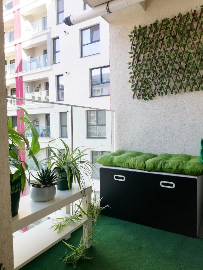 Marlen'S Apartment Bucharest Exterior photo